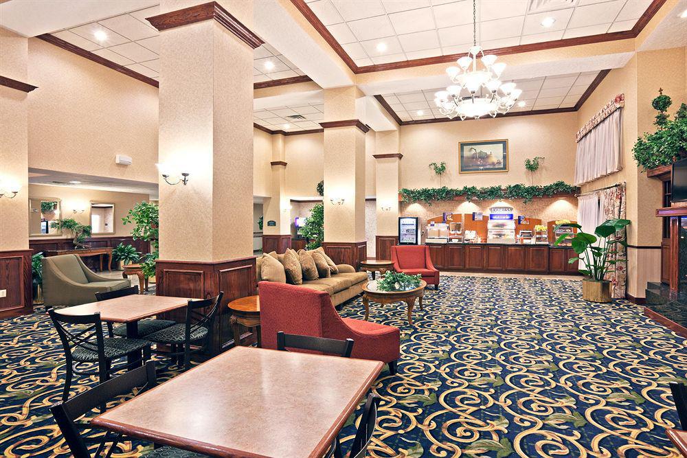 Holiday Inn Express & Suites Midwest City By Ihg Interior foto