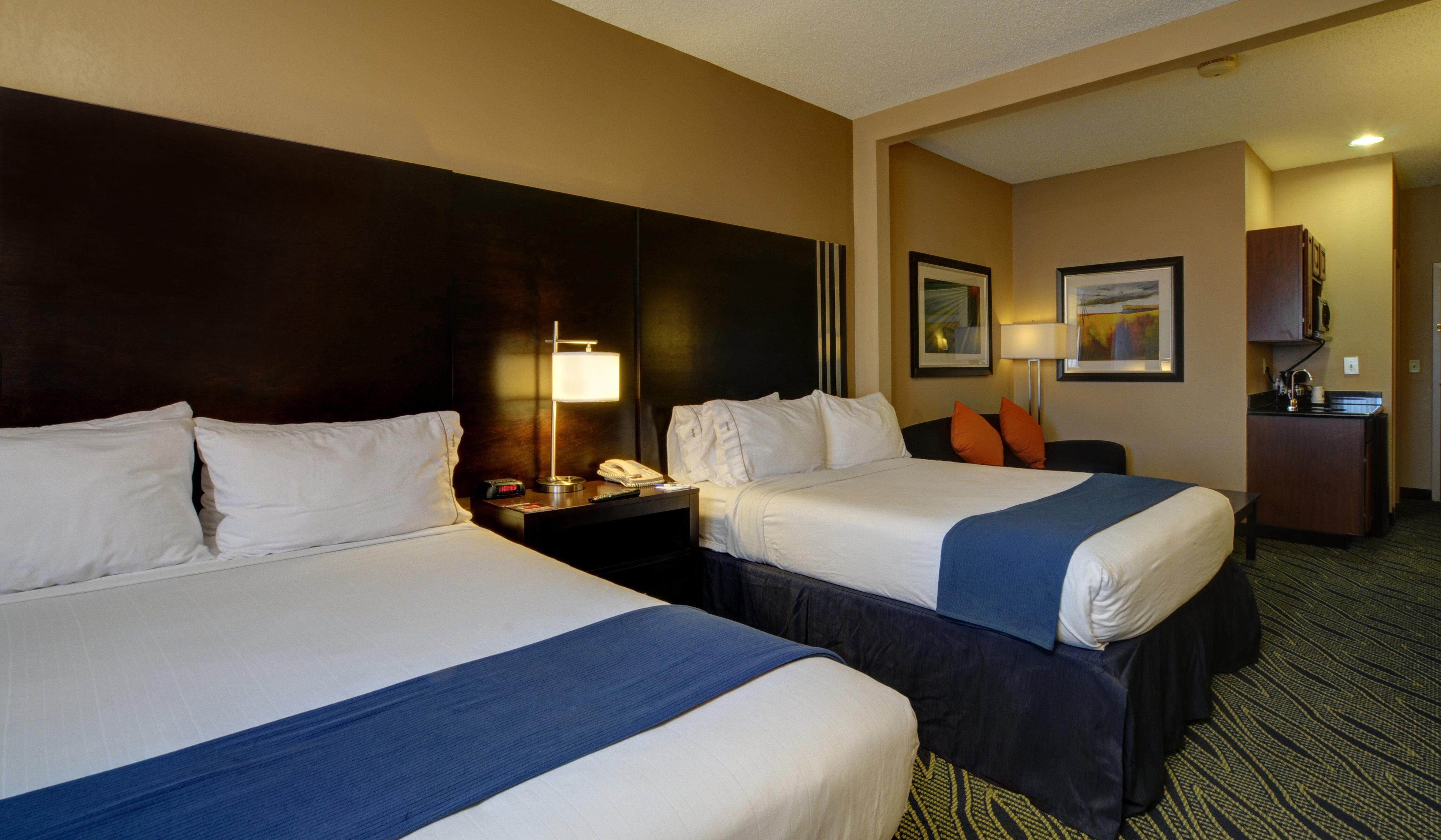 Holiday Inn Express & Suites Midwest City By Ihg Exterior foto