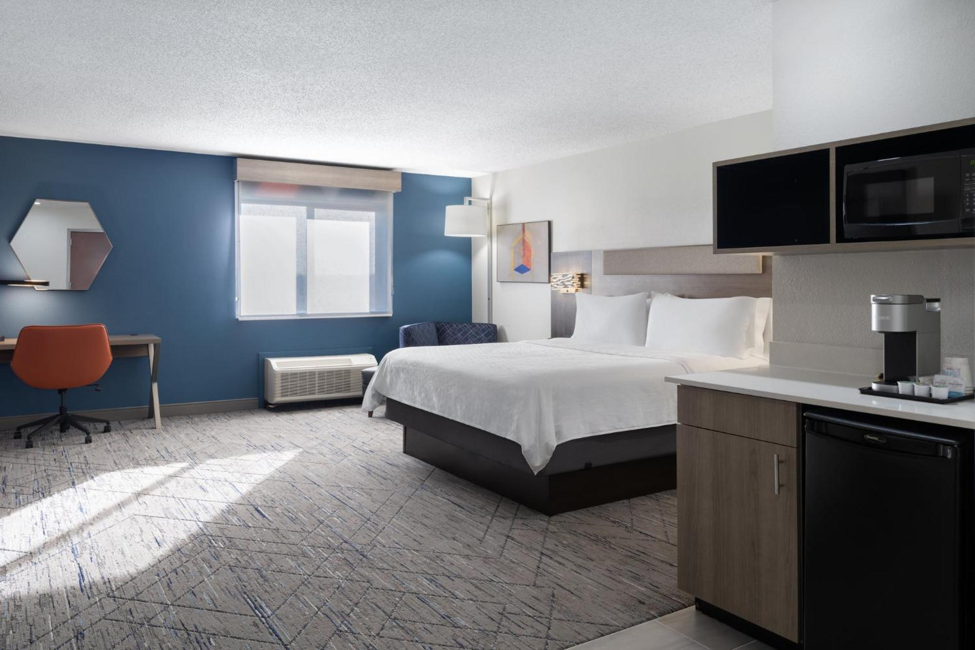 Holiday Inn Express & Suites Midwest City By Ihg Exterior foto