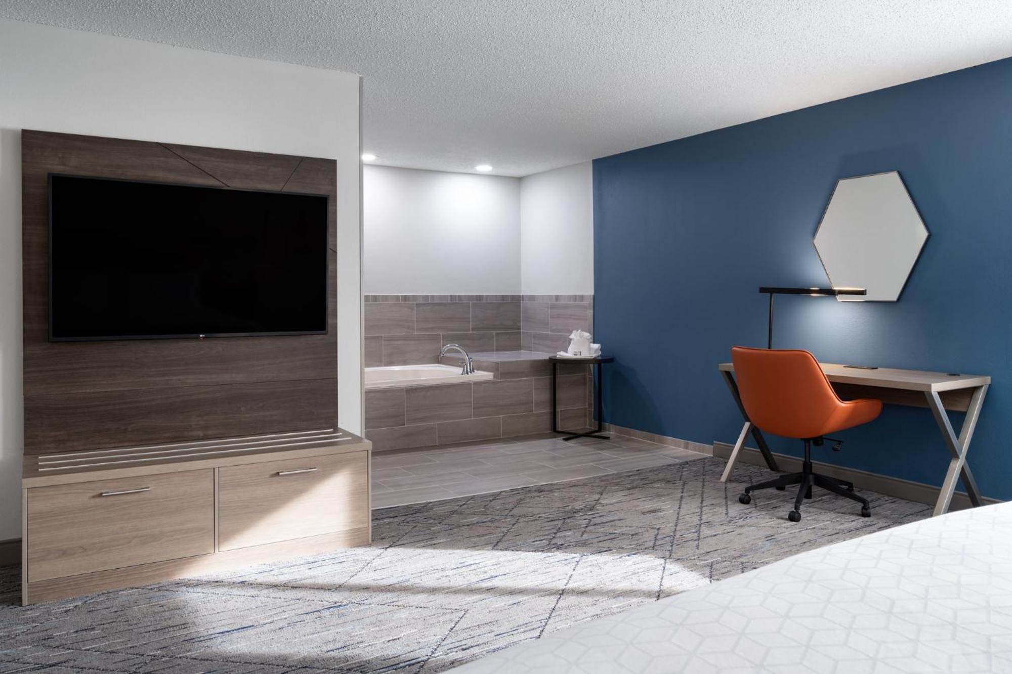 Holiday Inn Express & Suites Midwest City By Ihg Exterior foto