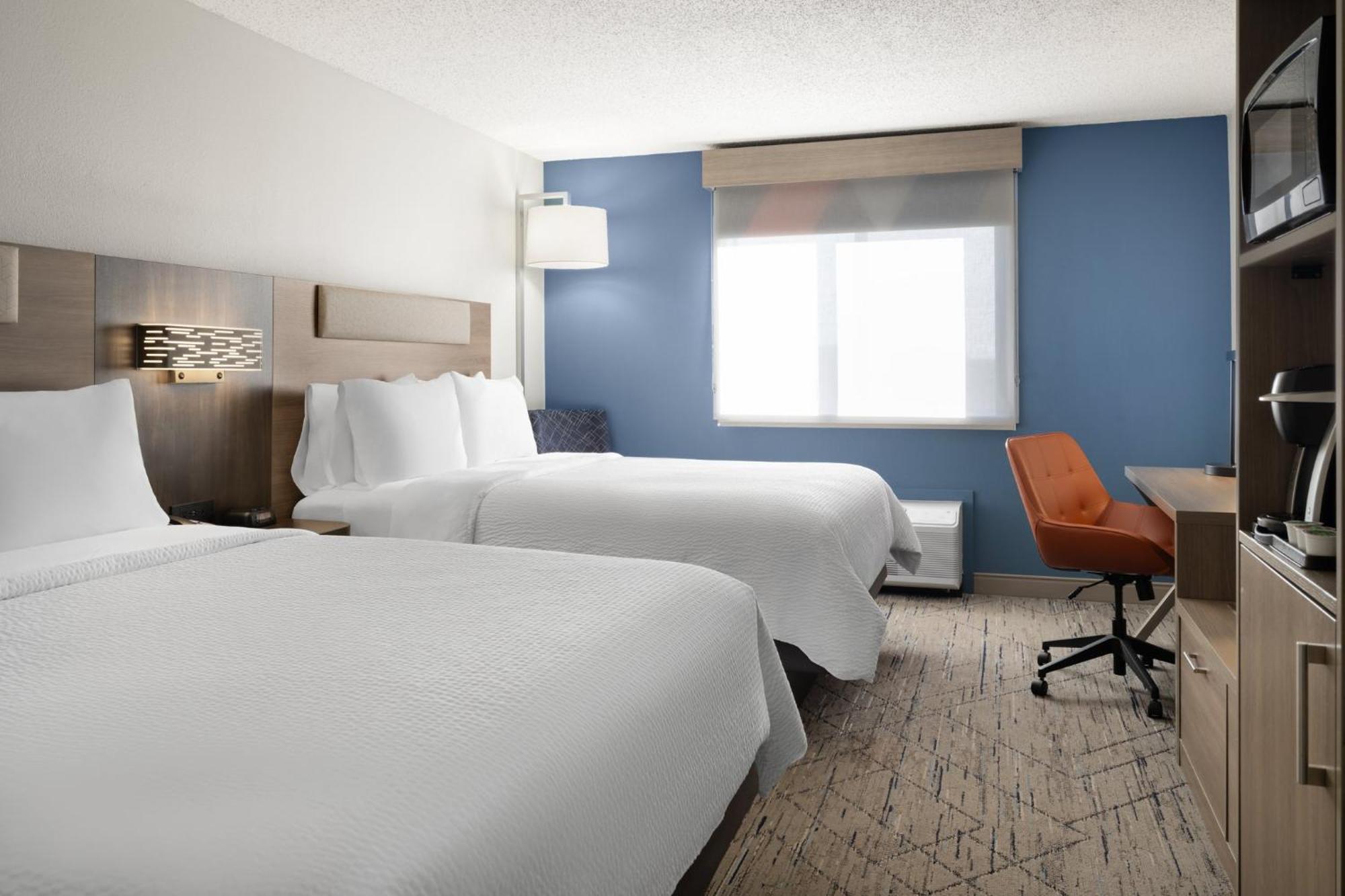 Holiday Inn Express & Suites Midwest City By Ihg Exterior foto