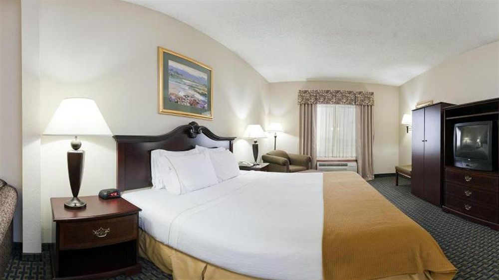 Holiday Inn Express & Suites Midwest City By Ihg Exterior foto