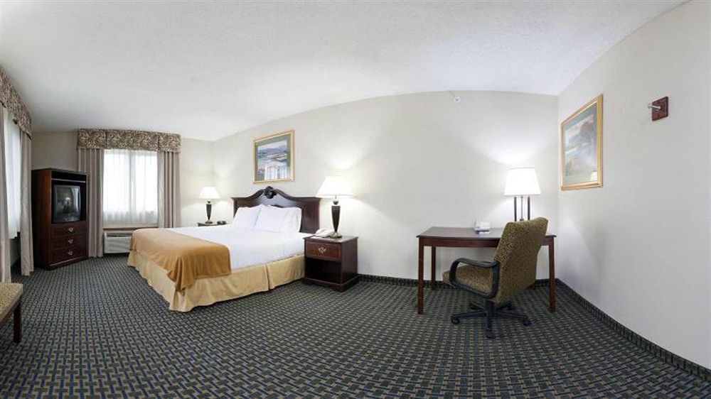 Holiday Inn Express & Suites Midwest City By Ihg Exterior foto